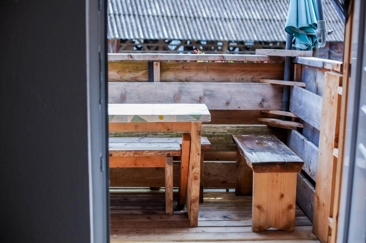 Apartmaji Pri Kozmavo - Little House Бохинь Экстерьер фото