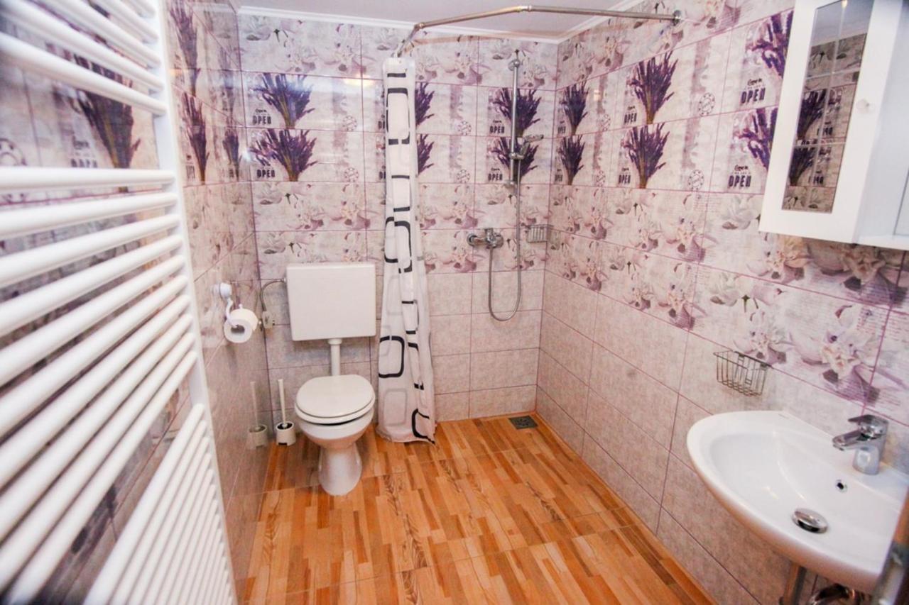Apartmaji Pri Kozmavo - Little House Бохинь Экстерьер фото