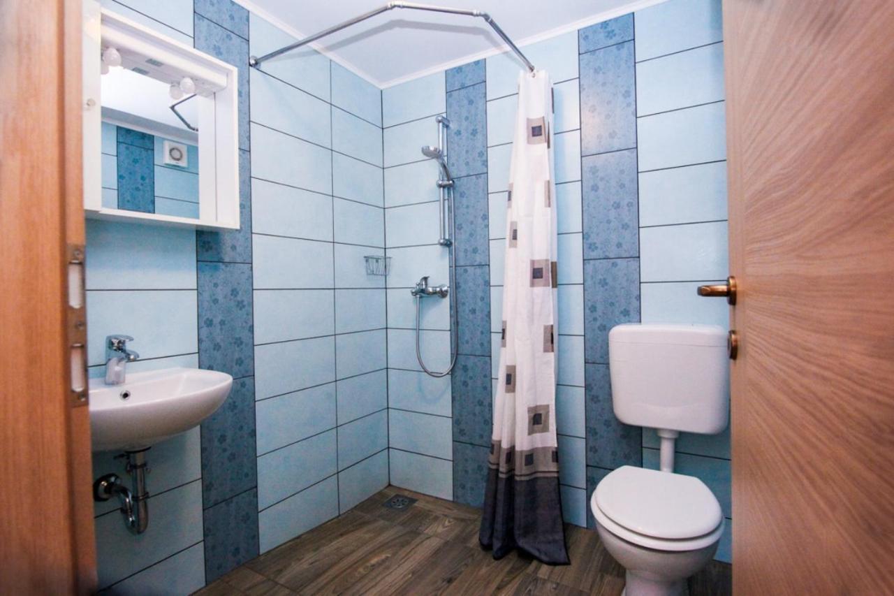 Apartmaji Pri Kozmavo - Little House Бохинь Экстерьер фото