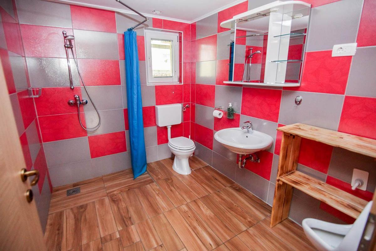 Apartmaji Pri Kozmavo - Little House Бохинь Экстерьер фото