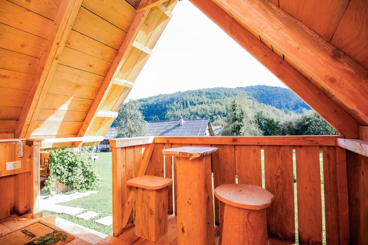 Apartmaji Pri Kozmavo - Little House Бохинь Экстерьер фото